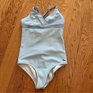 Vineyard Vines Blue and White One Piece Swimsuit XS (5-6)